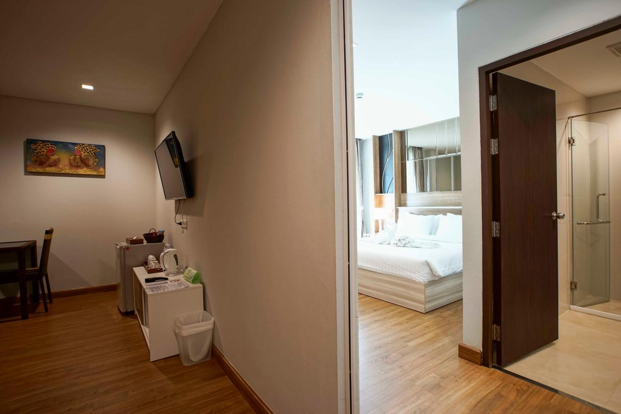 Nantra Chiangmai Riverfront Hotel Chiang Mai Habitación foto